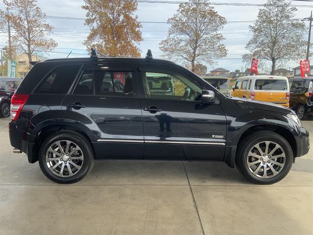 エスクード クロスアドベンチャー 1オーナー サンルーフ ナビ Bluetooth バックカメラ ETC ルーフキャリア ヒッチメンバー スマートキー ルーフレール HIDヘッド ESP 18インチAW LEDイルミ付きフォグ(4枚目)