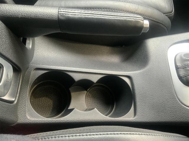 イオス ２．０Ｔ　１オーナー　記録簿Ｒ０６有　ドラレコ　タイミングベルト・ウォーターポンプ交換済　６速ＤＳＧ　ナビ　バックカメラ　Ｂｌｕｅｔｏｏｔｈ　ＥＴＣ　黒革シート　シートヒーター　電動オープン　　ガラスルーフ（27枚目）