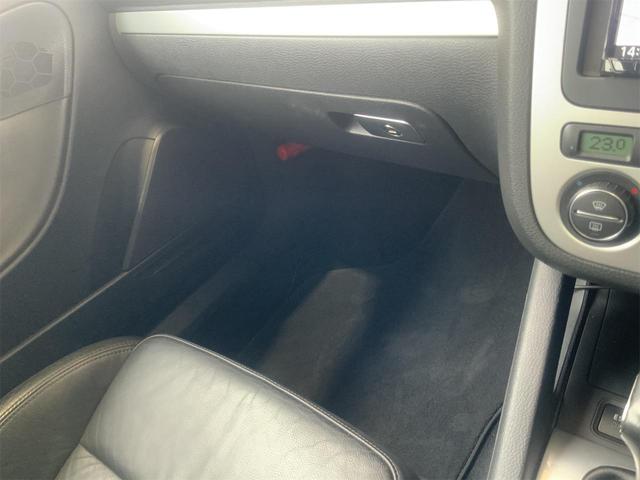 イオス ２．０Ｔ　１オーナー　記録簿Ｒ０６有　ドラレコ　タイミングベルト・ウォーターポンプ交換済　６速ＤＳＧ　ナビ　バックカメラ　Ｂｌｕｅｔｏｏｔｈ　ＥＴＣ　黒革シート　シートヒーター　電動オープン　　ガラスルーフ（42枚目）