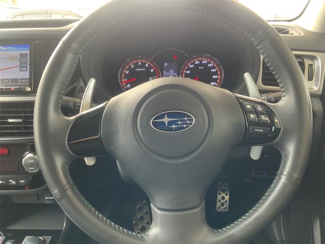 エクシーガクロスオーバー７ 　１オーナー　ドラレコ　ＥＴＣ２・０　ナビ　バックカメラ　パワーシート　シートヒーター　スマートキー　プッシュスタート　ＨＩＤヘッド　１７インチＡＷ　レーダークルーズ　７人乗　ルーフレール（16枚目）