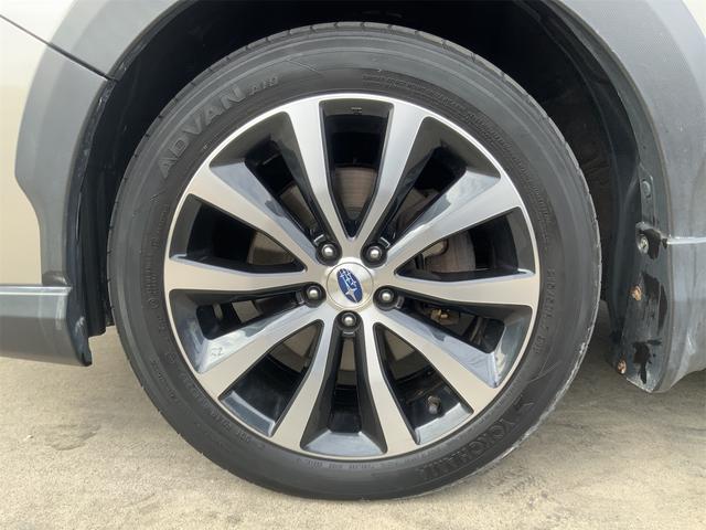 エクシーガクロスオーバー７ 　１オーナー　ドラレコ　ＥＴＣ２・０　ナビ　バックカメラ　パワーシート　シートヒーター　スマートキー　プッシュスタート　ＨＩＤヘッド　１７インチＡＷ　レーダークルーズ　７人乗　ルーフレール（19枚目）