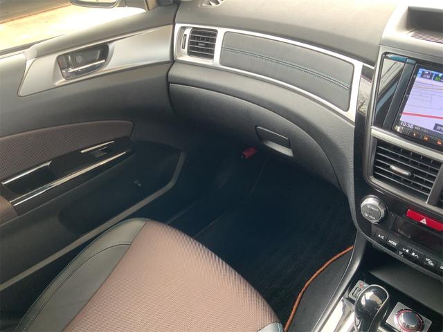 エクシーガクロスオーバー７ 　１オーナー　ドラレコ　ＥＴＣ２・０　ナビ　バックカメラ　パワーシート　シートヒーター　スマートキー　プッシュスタート　ＨＩＤヘッド　１７インチＡＷ　レーダークルーズ　７人乗　ルーフレール（44枚目）