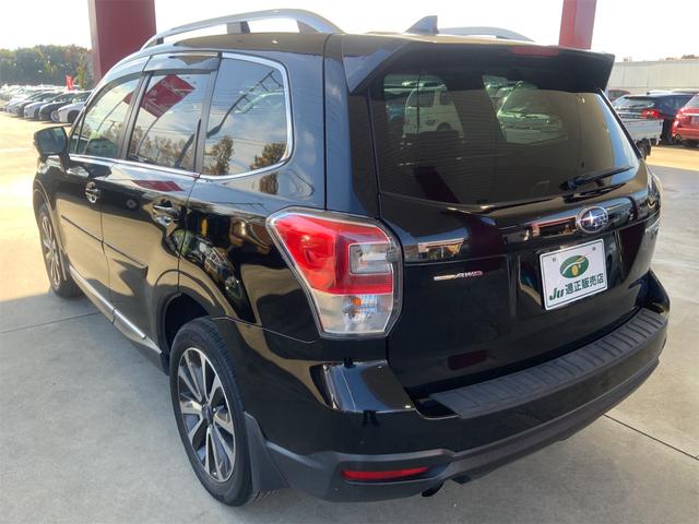 フォレスター ２．０ＸＴ　アイサイト　最終後期Ｅ型　前後ドラレコ　アドバンスドセーフティ　ハーマンカードン　ルーフレール　ブラック革シート　ステアリングスイッチ　ＥＴＣ　Ｂｌｕｅｔｏｏｔｈ　シートヒーター　パワーシート　シートメモリ（9枚目）