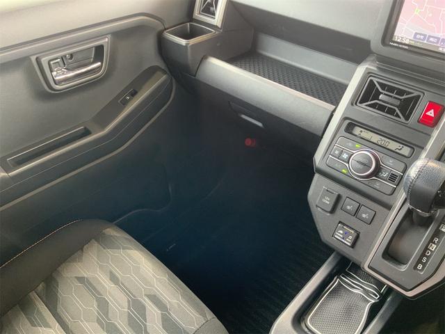 タフト Gターボ ガラスルーフ ターボ ナビ Bluetooth バックカメラ LEDヘッド スマートキー コーナーセンサー レーダークルーズ スマアシ 衝突軽減 LKA ATハイビーム USBソケット LEDフォグ(40枚目)