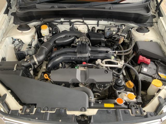 フォレスター ２．０ＸＳ　前後ドラレコ　ナビ　Ｂｌｕｅｔｏｏｔｈ　バックカメラ　ＥＴＣ　シートヒーター　パワーシート　コーナーセンサー　クルーズコントロール　１７インチＡＷ　ステアリングスイッチ　ＨＩＤヘッド　ＳＤ（17枚目）