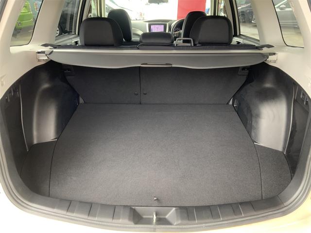 フォレスター ２．０ＸＳ　前後ドラレコ　ナビ　Ｂｌｕｅｔｏｏｔｈ　バックカメラ　ＥＴＣ　シートヒーター　パワーシート　コーナーセンサー　クルーズコントロール　１７インチＡＷ　ステアリングスイッチ　ＨＩＤヘッド　ＳＤ（18枚目）