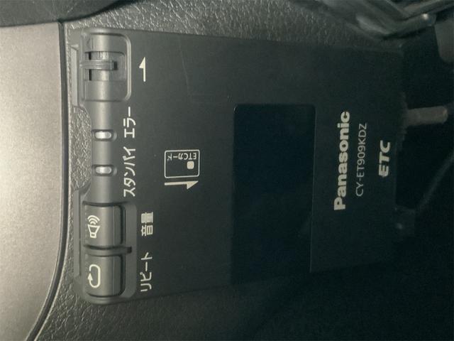 フォレスター ２．０ＸＳ　前後ドラレコ　ナビ　Ｂｌｕｅｔｏｏｔｈ　バックカメラ　ＥＴＣ　シートヒーター　パワーシート　コーナーセンサー　クルーズコントロール　１７インチＡＷ　ステアリングスイッチ　ＨＩＤヘッド　ＳＤ（37枚目）