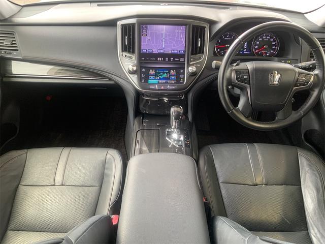 クラウン アスリートＧ　ムーンルーフ　モデリスタエアロ　黒革シート　シートヒーター・ベンチレーション　ナビ　バックカメラ　パワーシート　ＨＩＤヘッド　イージークローザー　ＬＥＤフォグ　１８インチＡＷ　ＥＴＣ　１０スピーカー（15枚目）