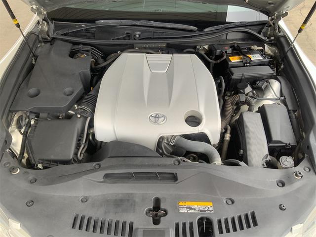 クラウン アスリートＧ　ムーンルーフ　モデリスタエアロ　黒革シート　シートヒーター・ベンチレーション　ナビ　バックカメラ　パワーシート　ＨＩＤヘッド　イージークローザー　ＬＥＤフォグ　１８インチＡＷ　ＥＴＣ　１０スピーカー（17枚目）