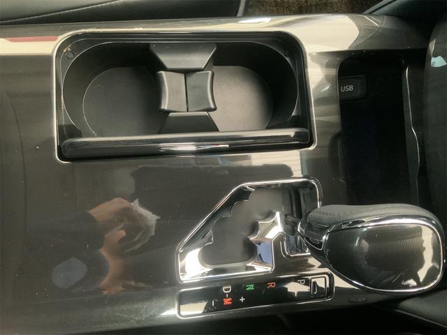 クラウン アスリートＧ　ムーンルーフ　モデリスタエアロ　黒革シート　シートヒーター・ベンチレーション　ナビ　バックカメラ　パワーシート　ＨＩＤヘッド　イージークローザー　ＬＥＤフォグ　１８インチＡＷ　ＥＴＣ　１０スピーカー（27枚目）