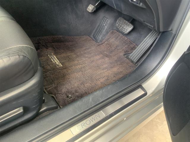 クラウン アスリートＧ　ムーンルーフ　モデリスタエアロ　黒革シート　シートヒーター・ベンチレーション　ナビ　バックカメラ　パワーシート　ＨＩＤヘッド　イージークローザー　ＬＥＤフォグ　１８インチＡＷ　ＥＴＣ　１０スピーカー（41枚目）