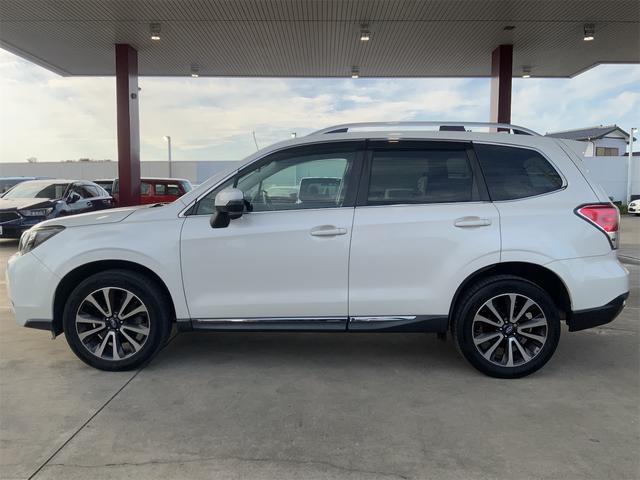 当店では仕入れた車両を全車商品管理センターにて室内クリーニングや外装の磨き施工等、徹底した商品車仕上げを行っております。良質な車両だからこそ、掲載写真の加工は一切行っておりません！！！