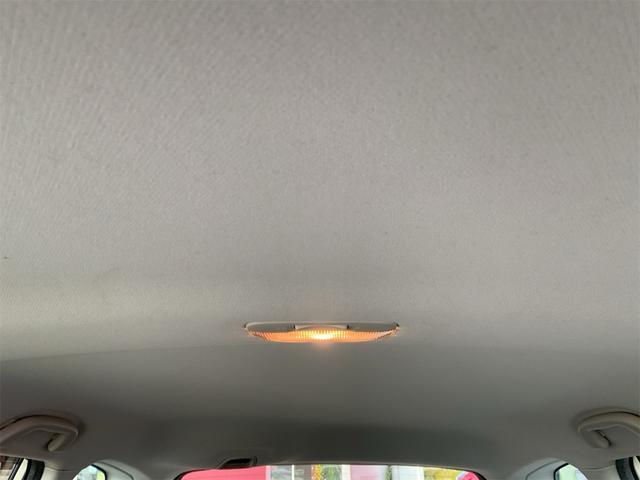 自社　認証取得工場（第４−５４９７号　関東運輸局長認証）で国家整備士が在籍。自社工場だから出来る安心の整備パックも格安にて承っております。