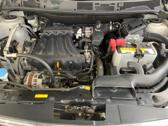 デュアリス ２０Ｇ　ＦＯＵＲ　スタイリッシュガラスサンルーフ　ドラレコ　カーウィングスビ　Ｂｌｕｅｔｏｏｔｈ　バックカメラ　ＨＩＤヘッド　スマートキー　プッシュスタート　サイドカメラ　ステアリングスイッチ　１７インチＡＷ（18枚目）