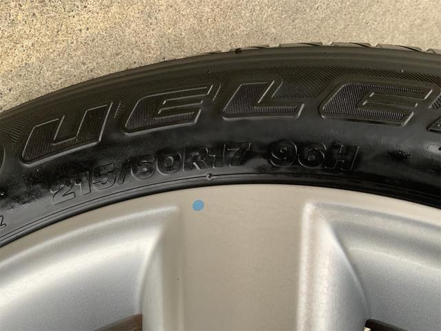 デュアリス ２０Ｇ　ＦＯＵＲ　スタイリッシュガラスサンルーフ　ドラレコ　カーウィングスビ　Ｂｌｕｅｔｏｏｔｈ　バックカメラ　ＨＩＤヘッド　スマートキー　プッシュスタート　サイドカメラ　ステアリングスイッチ　１７インチＡＷ（22枚目）