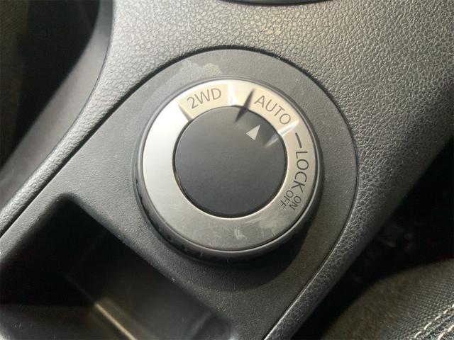 デュアリス ２０Ｇ　ＦＯＵＲ　スタイリッシュガラスサンルーフ　ドラレコ　カーウィングスビ　Ｂｌｕｅｔｏｏｔｈ　バックカメラ　ＨＩＤヘッド　スマートキー　プッシュスタート　サイドカメラ　ステアリングスイッチ　１７インチＡＷ（29枚目）