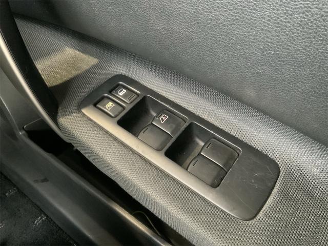 デュアリス ２０Ｇ　ＦＯＵＲ　スタイリッシュガラスサンルーフ　ドラレコ　カーウィングスビ　Ｂｌｕｅｔｏｏｔｈ　バックカメラ　ＨＩＤヘッド　スマートキー　プッシュスタート　サイドカメラ　ステアリングスイッチ　１７インチＡＷ（38枚目）