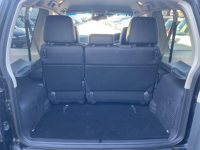 当店では仕入れた車両を全車商品管理センターにて室内クリーニングや外装の磨き施工等、徹底した商品車仕上げを行っております。良質な車両だからこそ、掲載写真の加工は一切行っておりません！！！