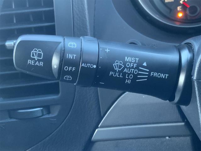 当店では仕入れた車両を全車商品管理センターにて室内クリーニングや外装の磨き施工等、徹底した商品車仕上げを行っております。良質な車両だからこそ、掲載写真の加工は一切行っておりません！！！