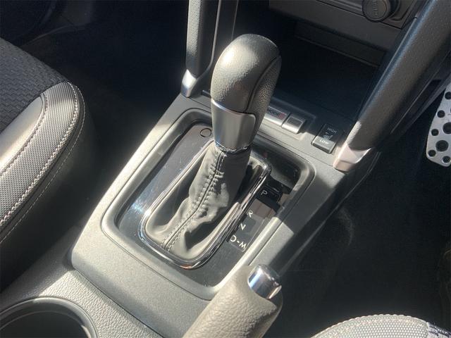 フォレスター ２．０ＸＴ　アイサイト　９インチフローティングナビ　ドラレコ　純正ＳＴｉエアロ　アドバンスドセーフティ　パワーシート　シートヒーター　ＥＴＣ　ＬＥＤヘッド　Ｂｌｕｅｔｏｏｔｈ　スマートキー　プッシュスタート　１８インチＡＷ（11枚目）