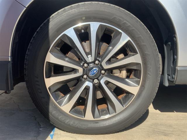 フォレスター ２．０ＸＴ　アイサイト　９インチフローティングナビ　ドラレコ　純正ＳＴｉエアロ　アドバンスドセーフティ　パワーシート　シートヒーター　ＥＴＣ　ＬＥＤヘッド　Ｂｌｕｅｔｏｏｔｈ　スマートキー　プッシュスタート　１８インチＡＷ（19枚目）