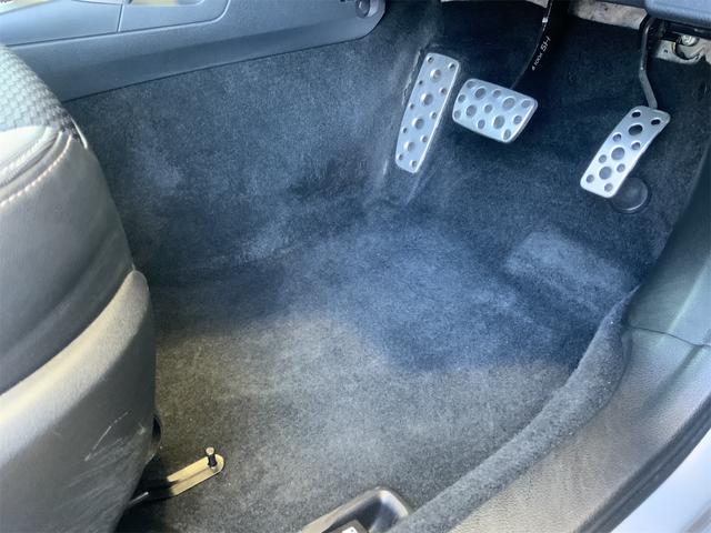 フォレスター ２．０ＸＴ　アイサイト　９インチフローティングナビ　ドラレコ　純正ＳＴｉエアロ　アドバンスドセーフティ　パワーシート　シートヒーター　ＥＴＣ　ＬＥＤヘッド　Ｂｌｕｅｔｏｏｔｈ　スマートキー　プッシュスタート　１８インチＡＷ（39枚目）