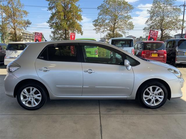 TOYOTA BLADE BASE GRADE