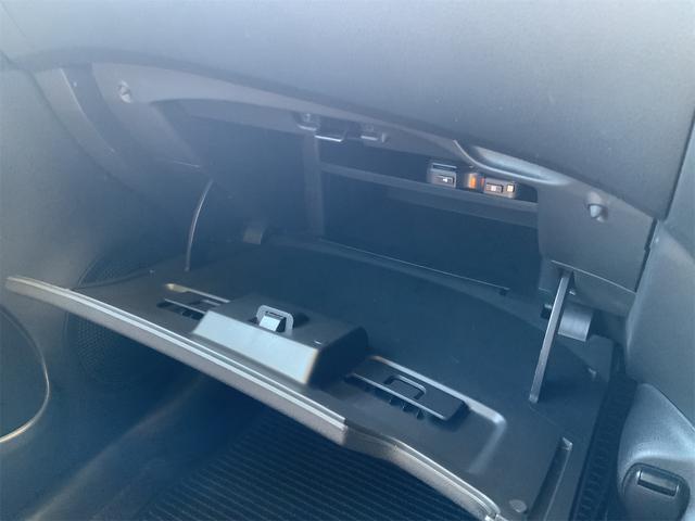 ノート ｅ－パワー　Ｘ　ナビ　バックカメラ　Ｂｌｕｅｔｏｏｔｈ　インテリジェントエマージェンシーブレーキ　ＥＴＣ　車線逸脱警報　スマートキー　プッシュスタート　ＬＫＡ　フルセグ地デジＴＶ　ミュージックサーバー　プライバシーＧ（37枚目）