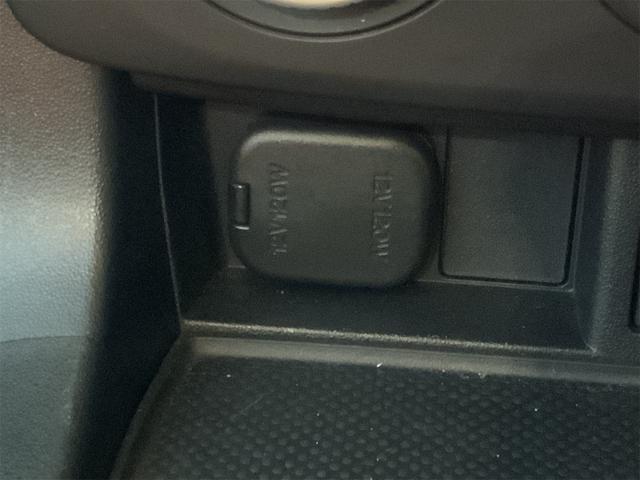 ロードスター ＶＳ　ＲＨＴ　Ｒパッケージ　ＲＥＣＡＲＯシート　ＢＢＳ製１７インチＡＷ　アルカンターラ革コンビシート　タワーバー　ナビ　ＥＴＣ　バックカメラ　シートヒーター　ステアリングスイッチ　パドルシフト　ＨＩＤヘッド　フォグ（28枚目）