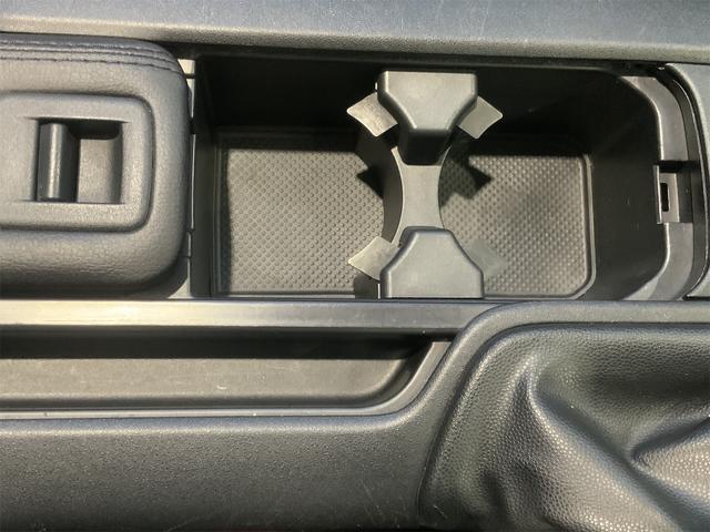 ロードスター ＶＳ　ＲＨＴ　Ｒパッケージ　ＲＥＣＡＲＯシート　ＢＢＳ製１７インチＡＷ　アルカンターラ革コンビシート　タワーバー　ナビ　ＥＴＣ　バックカメラ　シートヒーター　ステアリングスイッチ　パドルシフト　ＨＩＤヘッド　フォグ（30枚目）