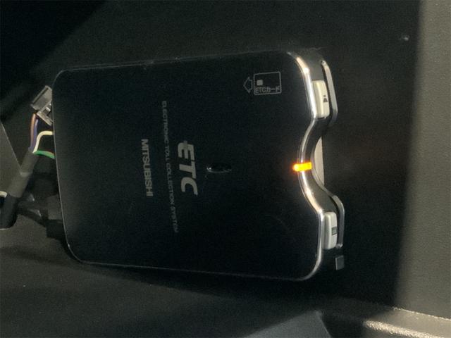 ロードスター ＶＳ　ＲＨＴ　Ｒパッケージ　ＲＥＣＡＲＯシート　ＢＢＳ製１７インチＡＷ　アルカンターラ革コンビシート　タワーバー　ナビ　ＥＴＣ　バックカメラ　シートヒーター　ステアリングスイッチ　パドルシフト　ＨＩＤヘッド　フォグ（32枚目）