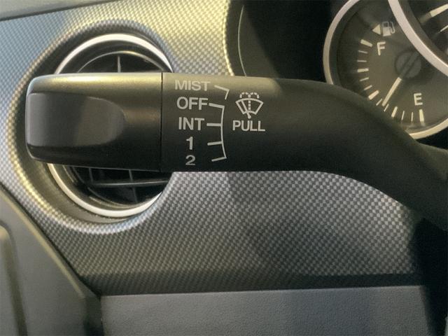 ロードスター ＶＳ　ＲＨＴ　Ｒパッケージ　ＲＥＣＡＲＯシート　ＢＢＳ製１７インチＡＷ　アルカンターラ革コンビシート　タワーバー　ナビ　ＥＴＣ　バックカメラ　シートヒーター　ステアリングスイッチ　パドルシフト　ＨＩＤヘッド　フォグ（33枚目）