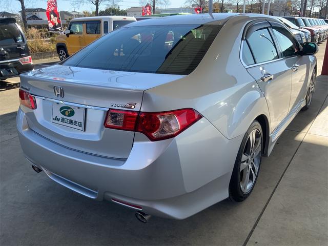 アコード タイプS インターナビ バックカメラ クルコン HIDヘッド パワーシート スマートキー 18インチAW フォグ ハーフレザー ATハイビーム モーションアダプティブEPS ステアリングスイッチ ETC(8枚目)