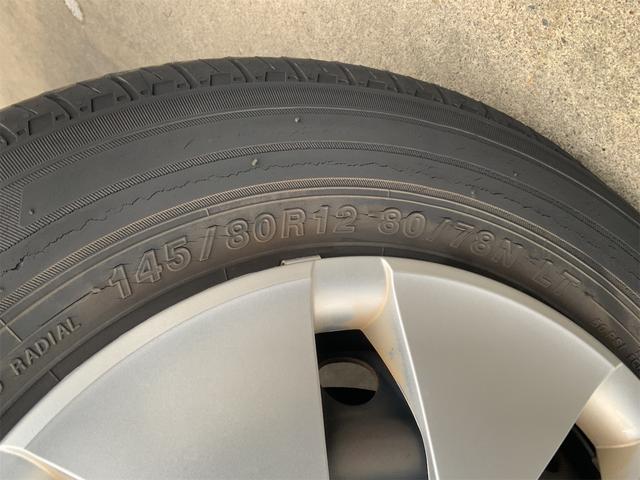 ハイゼットカーゴ クルーズＳＡＩＩＩ　ＬＥＤヘッドライト　ビジネスパック　純正オーディオ　スマートアシスト　ＡＴハイビーム　キーレス　衝突軽減　ＣＤ・ＡＵＸ　電動格納ミラー　パワーウインドウ　リアベンチシート　コーナーセンサー　ＬＫＡ（21枚目）