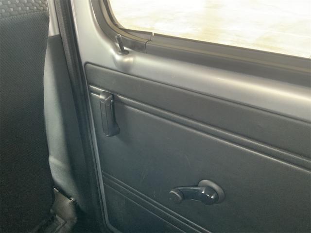 ハイゼットカーゴ クルーズＳＡＩＩＩ　ＬＥＤヘッドライト　ビジネスパック　純正オーディオ　スマートアシスト　ＡＴハイビーム　キーレス　衝突軽減　ＣＤ・ＡＵＸ　電動格納ミラー　パワーウインドウ　リアベンチシート　コーナーセンサー　ＬＫＡ（44枚目）