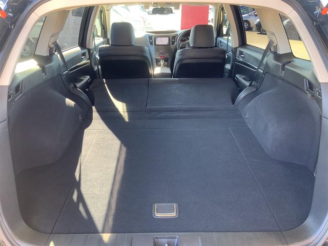 レガシィアウトバック 2.5iアイサイト Sパッケージ サンルーフ ナビ Bluetooth HIDヘッド スマートキー プッシュスタート 18インチAW BILSTEINサス レーダークルーズ ハーフレザー パワーシート ETC R07記録簿 フォグ(56枚目)