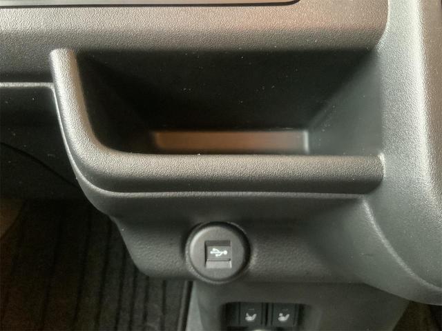 フレアクロスオーバー ハイブリッドＸＳ　前後ドラレコ　２トーンカラー　全方位カメラ　セーフティＰＫＧ　ＡＴ杯ビーム　衝突軽減　誤発進抑制　ナビ　Ｂｌｕｅｔｏｏｔｈ　フルセグ地デジＴＶ　シートヒーター　ＬＥＤ　スマートキー　プッシュスタート（25枚目）