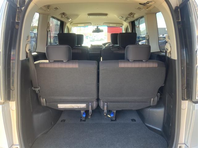 セレナ ハイウェイスター　Ｖセレ＋セーフティＩＩ　ＳＨＶ　後席フリップダウンモニター　前後ドラレコ　全方位カメラ　両側電動スライド　ステアリングスイッチ　ＬＥＤヘッド　ナビ　Ｂｌｕｅｔｏｏｔｈ　前後ソナー　エマージェンシーブレーキ　スマートキー　ＥＴＣ（19枚目）