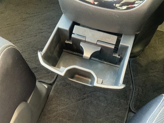 セレナ ハイウェイスター　Ｖセレ＋セーフティＩＩ　ＳＨＶ　後席フリップダウンモニター　前後ドラレコ　全方位カメラ　両側電動スライド　ステアリングスイッチ　ＬＥＤヘッド　ナビ　Ｂｌｕｅｔｏｏｔｈ　前後ソナー　エマージェンシーブレーキ　スマートキー　ＥＴＣ（29枚目）