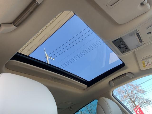 ＬＳ ＬＳ６００ｈ　バージョンＣ　Ｉパッケージ　サンルーフ　プリクラッシュセーフティシステム　レーダークルーズ　ＢＳＭ　エアサスコントローラ　ホワイトセミアニリン革　ＬＥＤヘッド　オートトランク　シートヒーター・ベンチレーション　ＥＴＣ（2枚目）