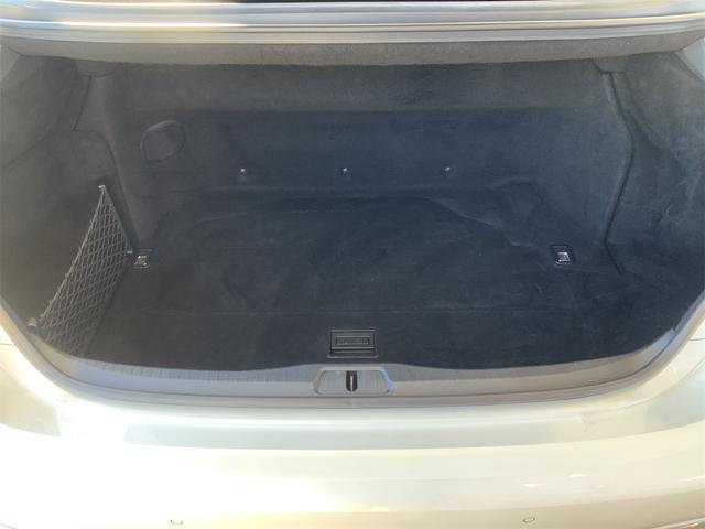 ＬＳ ＬＳ６００ｈ　バージョンＣ　Ｉパッケージ　サンルーフ　プリクラッシュセーフティシステム　レーダークルーズ　ＢＳＭ　エアサスコントローラ　ホワイトセミアニリン革　ＬＥＤヘッド　オートトランク　シートヒーター・ベンチレーション　ＥＴＣ（19枚目）