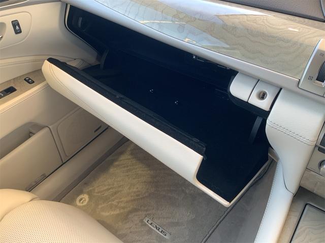 ＬＳ ＬＳ６００ｈ　バージョンＣ　Ｉパッケージ　サンルーフ　プリクラッシュセーフティシステム　レーダークルーズ　ＢＳＭ　エアサスコントローラ　ホワイトセミアニリン革　ＬＥＤヘッド　オートトランク　シートヒーター・ベンチレーション　ＥＴＣ（50枚目）