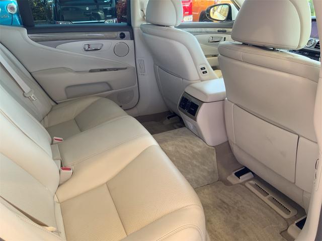 ＬＳ ＬＳ６００ｈ　バージョンＣ　Ｉパッケージ　サンルーフ　プリクラッシュセーフティシステム　レーダークルーズ　ＢＳＭ　エアサスコントローラ　ホワイトセミアニリン革　ＬＥＤヘッド　オートトランク　シートヒーター・ベンチレーション　ＥＴＣ（57枚目）