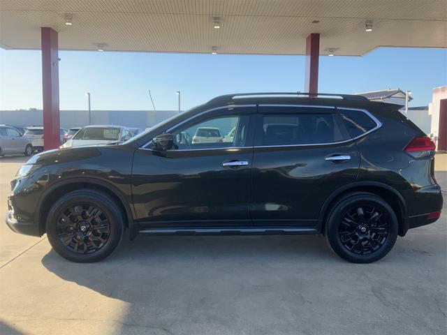 エクストレイル ２０Ｘ　エクストリーマーＸ　７人乗　プロパイロット　全方位カメラ　ルーフレール　オートトランク　９型ナビ　Ｂｌｕｅｔｏｏｔｈ　ＬＥＤヘッド　ドラレコ　ＥＴＣ　レーダークルーズ　１８インチＡＷ　スマートキー　プッシュスタート（5枚目）