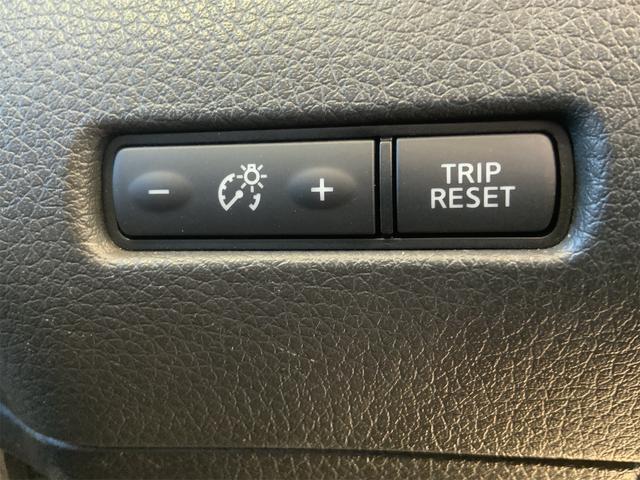 エクストレイル ２０Ｘ　エクストリーマーＸ　７人乗　プロパイロット　全方位カメラ　ルーフレール　オートトランク　９型ナビ　Ｂｌｕｅｔｏｏｔｈ　ＬＥＤヘッド　ドラレコ　ＥＴＣ　レーダークルーズ　１８インチＡＷ　スマートキー　プッシュスタート（37枚目）