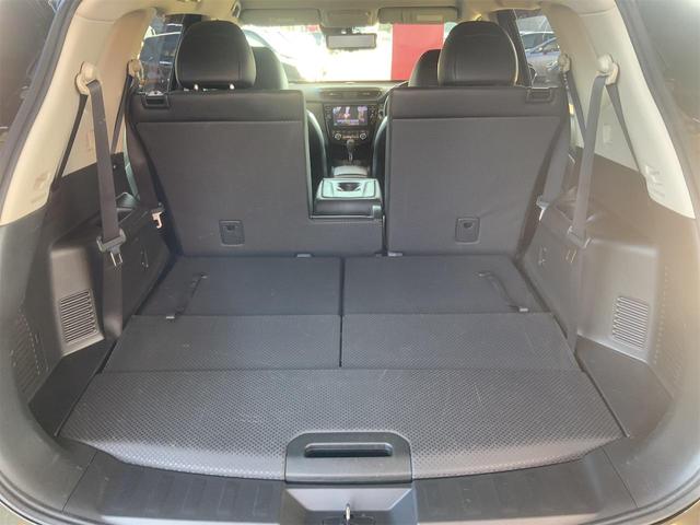 エクストレイル ２０Ｘ　エクストリーマーＸ　７人乗　プロパイロット　全方位カメラ　ルーフレール　オートトランク　９型ナビ　Ｂｌｕｅｔｏｏｔｈ　ＬＥＤヘッド　ドラレコ　ＥＴＣ　レーダークルーズ　１８インチＡＷ　スマートキー　プッシュスタート（52枚目）