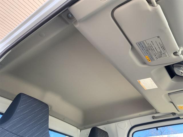 スーパーキャリイ Ｘ　ユピテルドラレコ　ＥＴＣ　セーフティサポート　衝突軽減　デフロック　パワーウインドウ　オートライト　キーレス　集中ドアロック　フォグランプ　車線逸脱警報　ＬＫＡ　純正オーディオ　ＣＤ　ＡＵＸ（12枚目）