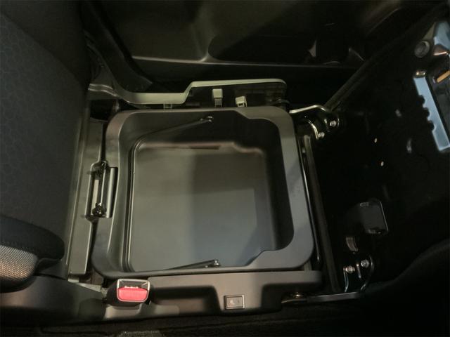 クロスビー ハイブリッドＭＺ　１オーナー　全方位カメラ　２トーンホワイトルーフ　セーフティサポート　ナビ　Ｂｌｕｅｔｏｏｔｈ　ＬＥＤヘッド　クルコン　ＥＴＣ　シートヒーター　スマートキー　プッシュスタート　フルセグ地デジＴＶ（49枚目）