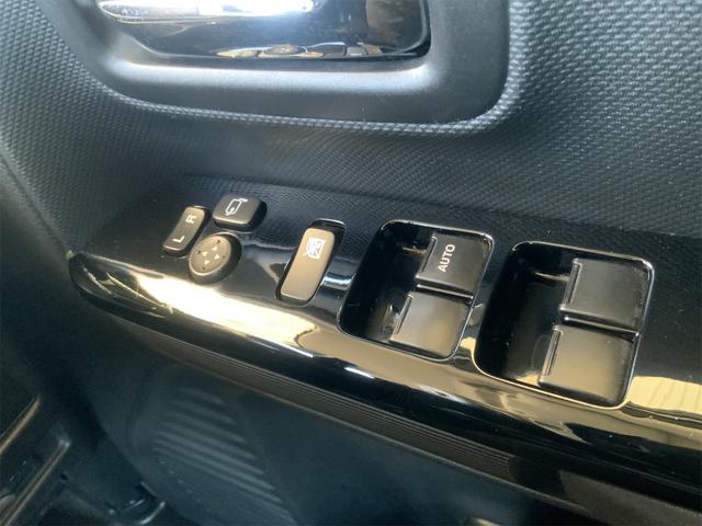 スペーシアカスタム ハイブリッドＸＳターボ　全方位カメラ　セーフティサポート　両側電動　ＬＥＤヘッド　ナビ　Ｂｌｕｅｔｏｏｔｈ　シートヒーター　ＥＴＣ　ＡＴハイビーム　スマートキー　プッシュスタート　フルセグ地デジＴＶ　レーダークルーズ（45枚目）