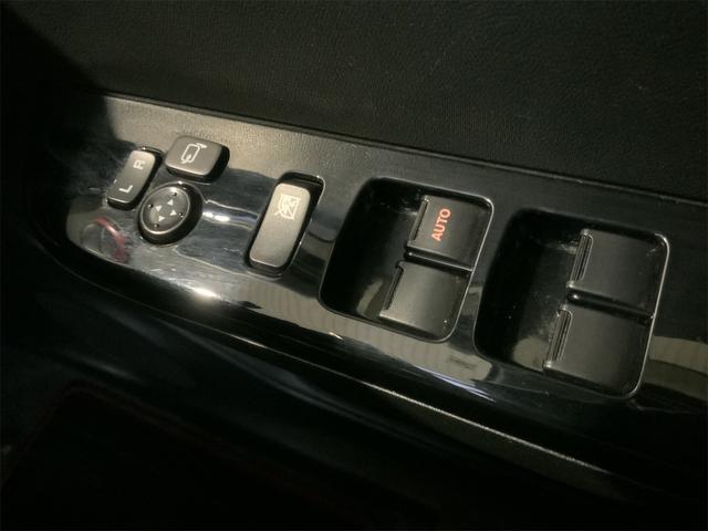 アルトターボＲＳ ベースグレード　５ＡＧＳ　レーダーブレーキ　誤発進抑制　ＨＩＤヘッド　ナビ　バックカメラ　ＥＴＣ　スマートキー　プッシュスタート　ＵＳＢ・ＳＤ　シートヒーター　ワンセグＴＶ　ステアリングスイッチ　１５インチＡＷ（39枚目）